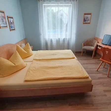 Hotel-gasthof Krone-lax Hotel *