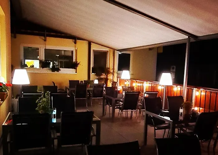 Отель Hotel-gasthof Krone-lax